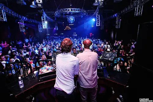 2manydjs.jpg
