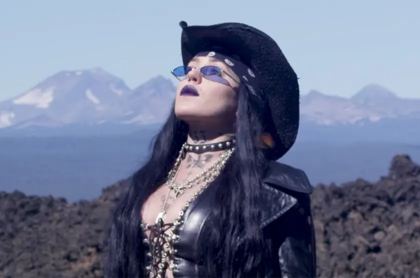 Brooke-Candy-FMU-vid-2019-billboard-1548.jpg