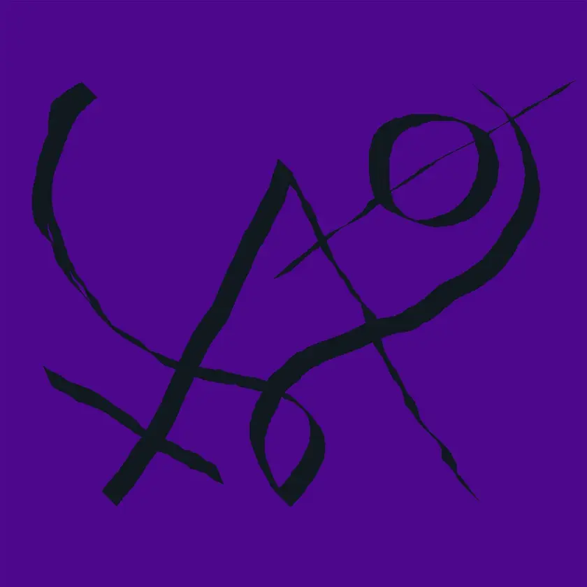 xiu_xiu_girl_w_basket.jpg