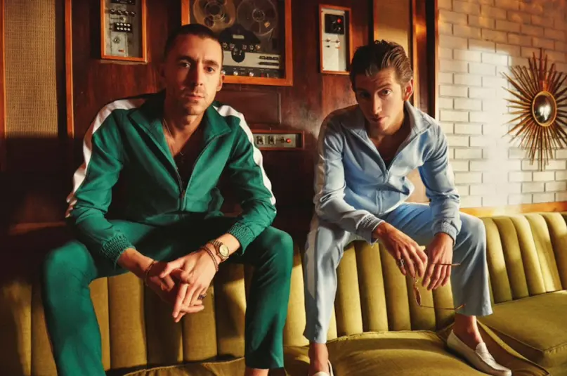 the-last-shadow-puppets-announce-new-album-2016.png