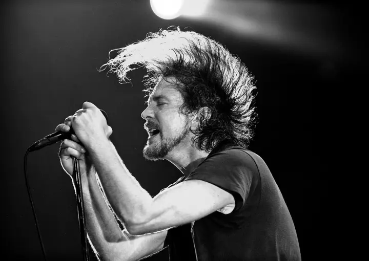 Eddie-vedder-header-307gyoy6lft32fner6xm2o.png