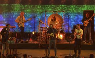 King-Gizzard-Live-In-Melbourne-21@2000x1270.jpg