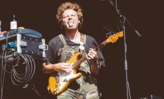 Mac_DeMarco_Field_Day_2015_541_361.jpg