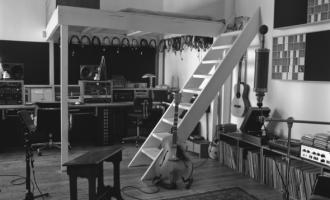 Nils-Frahms-Durton-Studio_bunk-bed_web.jpg