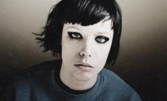 alice-glass-quits-crystal-cast.jpg