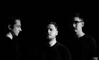 alt-J_-_TIAY_01_-_credit_Gabriel_Green.jpg