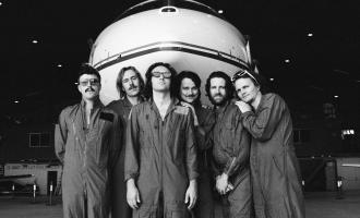 king_gizzard_flight.jpg