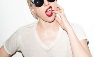 lady-gaga-terry-richardson-supreme1-560x589.jpg