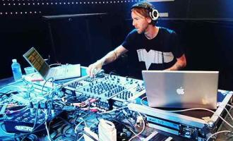 richie-hawtin_01.jpg