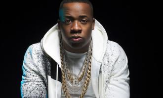 yo-gotti-white-jacket-gold-chainjpg.jpg